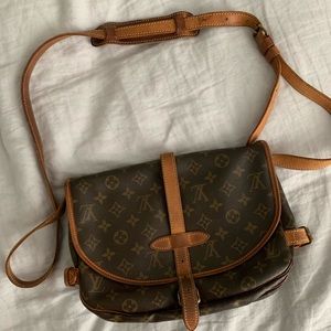 Vintage Louis Vuitton Saumur